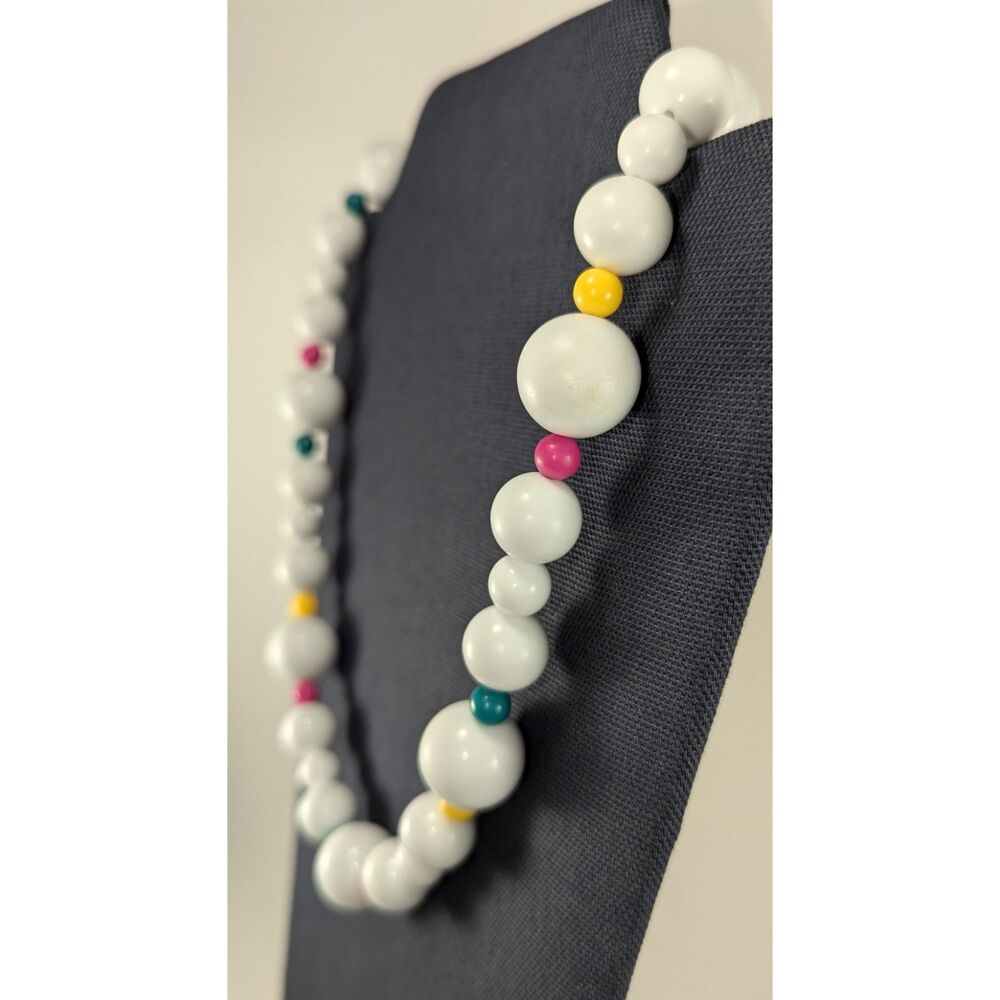 White, Teal, Pink and Yellow Vintage Beads - Picture 3 of 8